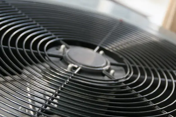 改善你的室内空气质量，在韦斯特维尔OH拥有一个清洁的热泵.
